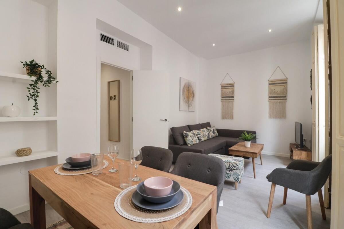 C93 - Trendy Two Bedrooms In Ollerias Málaga Eksteriør billede