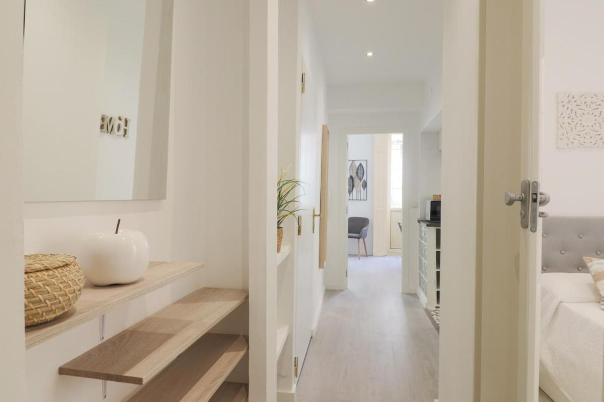C93 - Trendy Two Bedrooms In Ollerias Málaga Eksteriør billede