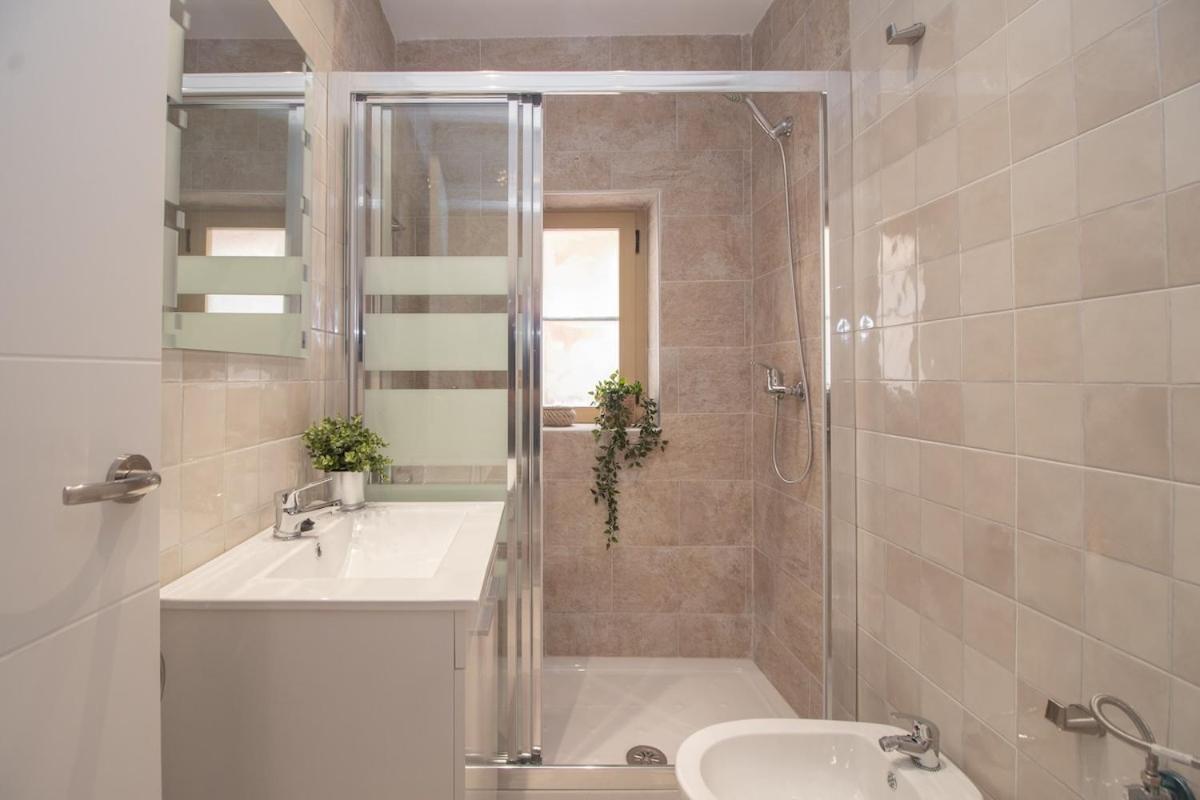 C93 - Trendy Two Bedrooms In Ollerias Málaga Eksteriør billede