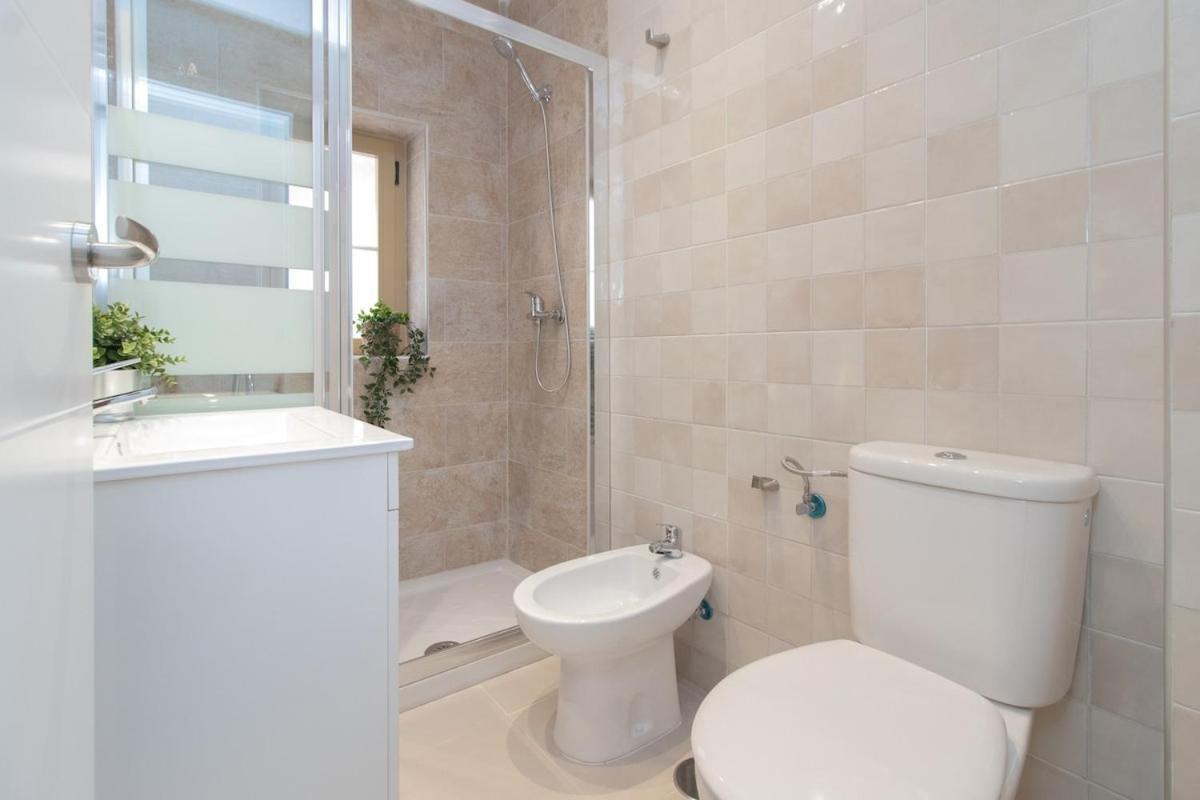 C93 - Trendy Two Bedrooms In Ollerias Málaga Eksteriør billede