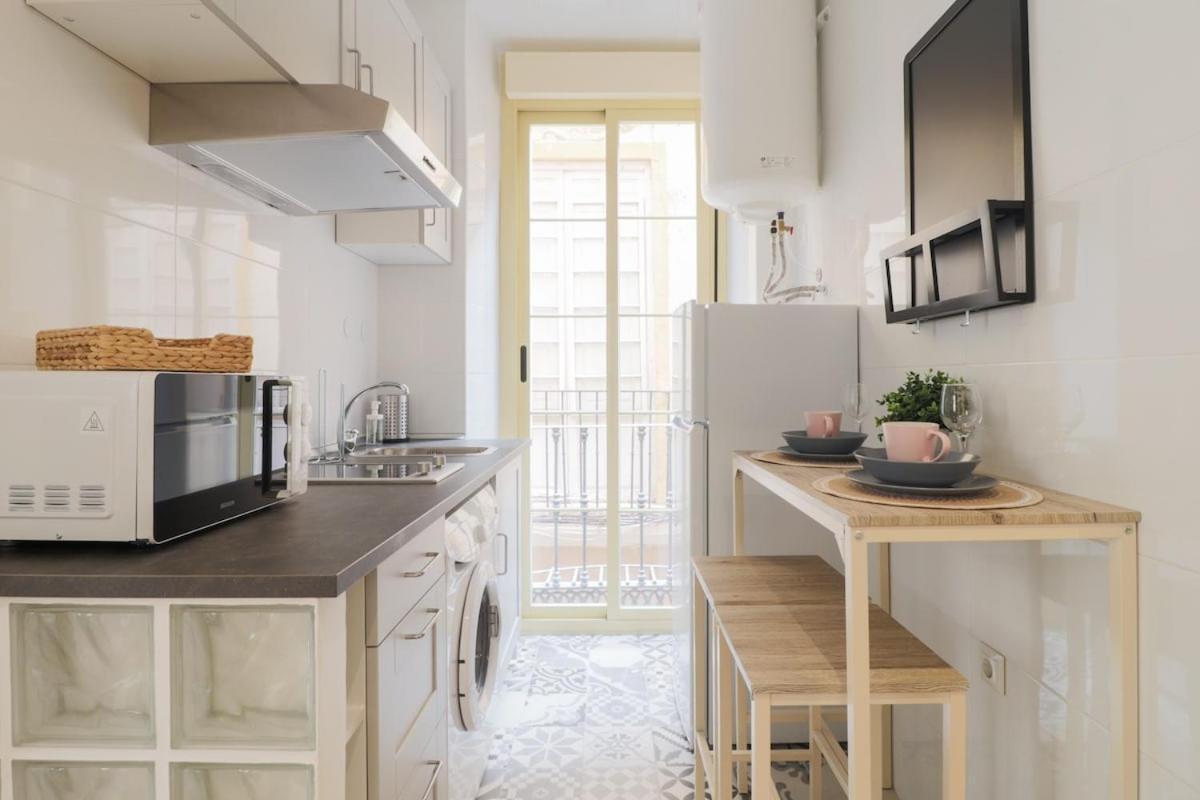 C93 - Trendy Two Bedrooms In Ollerias Málaga Eksteriør billede